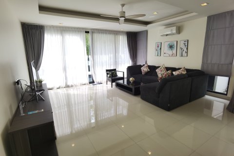 Villa in Phuket, Thailand 5 bedrooms № 157145 - photo 3