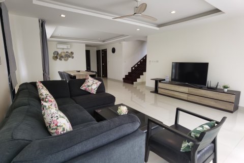 Villa in Phuket, Thailand 5 bedrooms № 157145 - photo 11