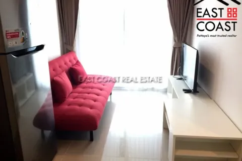 Condominio de 1 dormitorio en Jomtien Beach, Pattaya, Tailandia № 212346 - foto 2