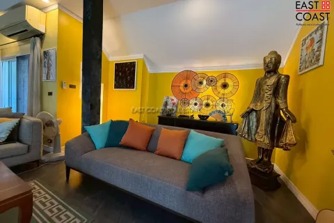 Casa de 3 dormitorios en Jomtien Beach, Pattaya, Tailandia № 212351 - foto 7