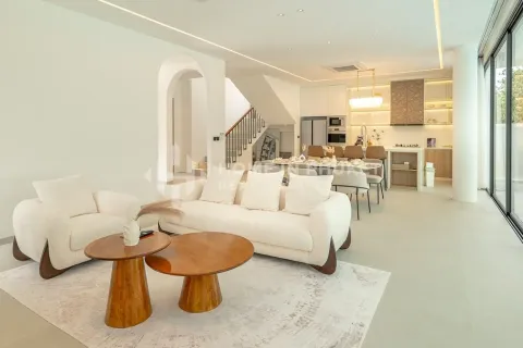 Дом в Пхукете, Таиланд с 4 спальнями  № 158800 - фото 5