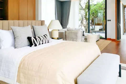 House in Chalong, Thailand 3 bedrooms № 158798 - photo 10