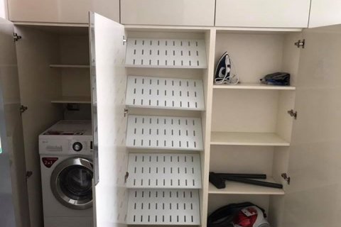 Condo in Bangkok, Thailand, 1 bedroom  № 143923 - photo 11