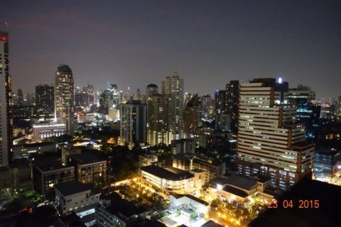 Condo à Bangkok, Thaïlande, 2 chambres  № 143922 - photo 8