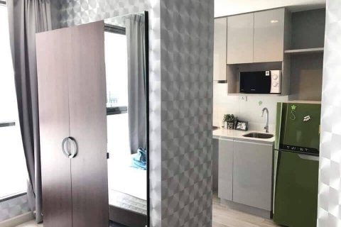 Studio dans le Condo à Bangkok, Thaïlande  № 143918 - photo 3