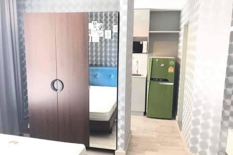 Studio dans le Condo à Bangkok, Thaïlande  № 143918 - photo 4