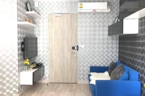 Studio dans le Condo à Bangkok, Thaïlande  № 143918 - photo 1