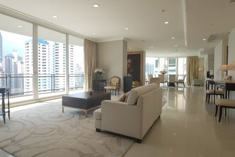 Condo à Watthana, Bangkok, Thaïlande, 4 chambres  № 171391