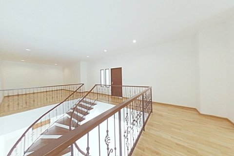 Condo à Bangkok, Thaïlande, 2 chambres  № 171392 - photo 4