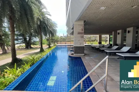 Condominio de 2 dormitorios en Pattaya, Tailandia № 210720 - foto 8