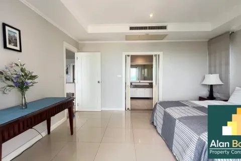 Condominio de 2 dormitorios en Pattaya, Tailandia № 210720 - foto 19