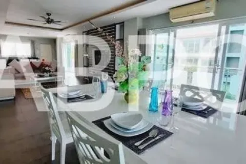 Condominio de 2 dormitorios en Pattaya, Tailandia № 210714 - foto 11