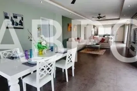 Condominio de 2 dormitorios en Pattaya, Tailandia № 210714 - foto 6