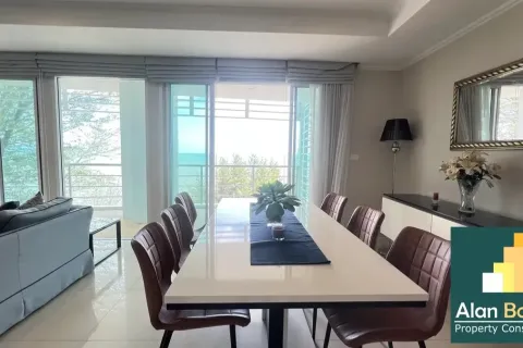 Condominio de 2 dormitorios en Pattaya, Tailandia № 210719 - foto 17