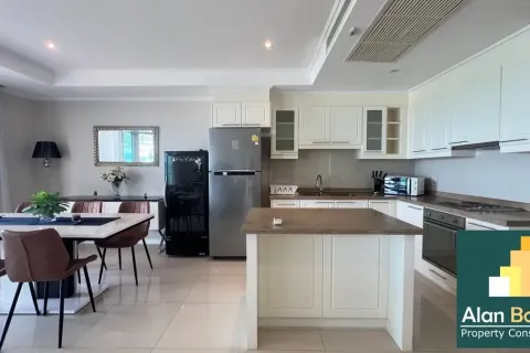 Condominio de 2 dormitorios en Pattaya, Tailandia № 210719 - foto 12