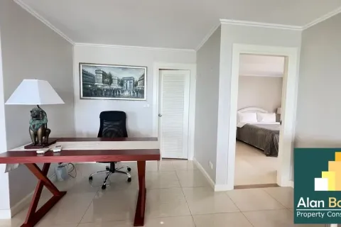 Condominio de 2 dormitorios en Pattaya, Tailandia № 210719 - foto 15