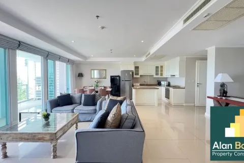 Condominio de 2 dormitorios en Pattaya, Tailandia № 210719 - foto 14