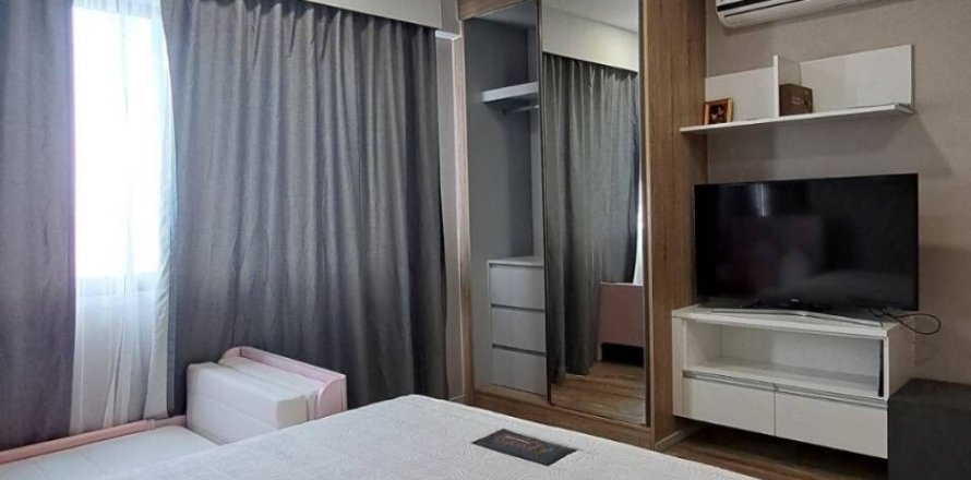 Condo in Sathon, Bangkok, Thailand, 2 bedrooms № 154387