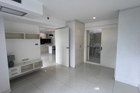 Studio dans le Condo à Ratchathewi, Bangkok, Thaïlande  № 154385 - photo 4