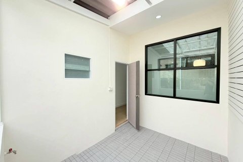 Дом в Лат Пхрау, Бангкок, Таиланд с 2 спальнями  № 154381 - фото 27