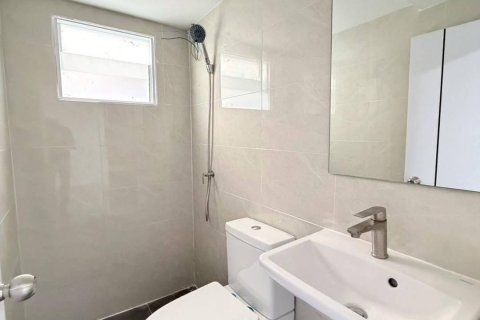 Дом в Лат Пхрау, Бангкок, Таиланд с 2 спальнями  № 154381 - фото 25