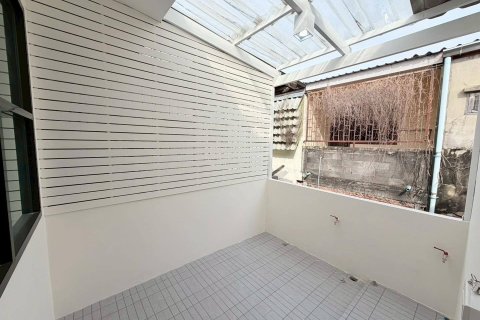 Дом в Лат Пхрау, Бангкок, Таиланд с 2 спальнями  № 154381 - фото 7