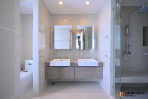 Condo in Bangkok, Thailand, 2 bedrooms  № 186763