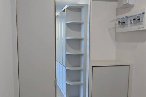 Condo in Dusit, Bangkok, Thailand, 3 bedrooms  № 160459 - photo 3