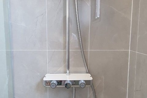 Condo in Dusit, Bangkok, Thailand, 3 bedrooms  № 160459 - photo 10