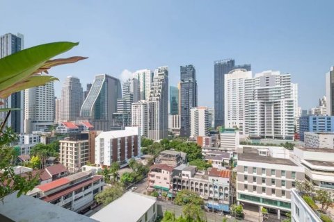 Condo in Watthana, Bangkok, Thailand, 2 bedrooms  № 152852 - photo 7