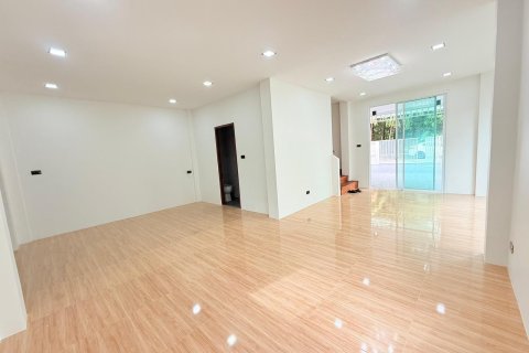 House in Pa Klok, Thailand 3 bedrooms № 152851 - photo 16