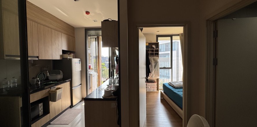 Студия в кондо в Ваттхане, Бангкок, Таиланд № 147708