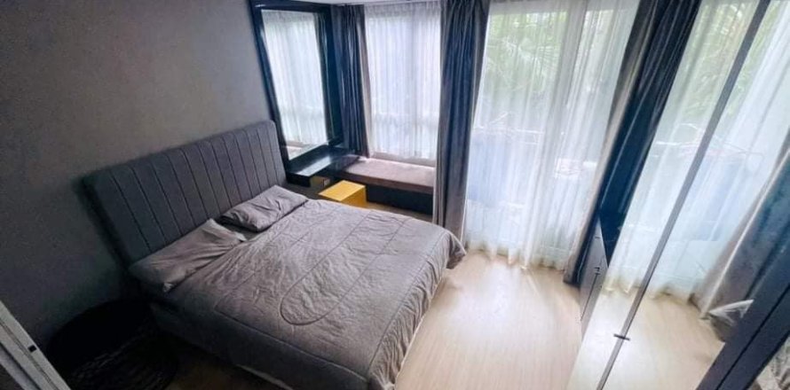 Studio dans le Condo à Phra Khanong, Bangkok, Thaïlande  № 147712