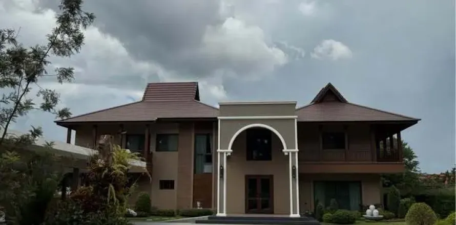 Villa à Mae Rim, Thaïlande 4 chambres № 169246