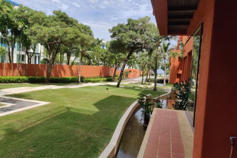 Condo in Hua Hin, Thailand, 2 bedrooms  № 169244 - photo 11