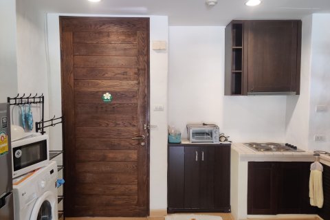 Condo in Hua Hin, Thailand, 2 bedrooms  № 169244 - photo 9