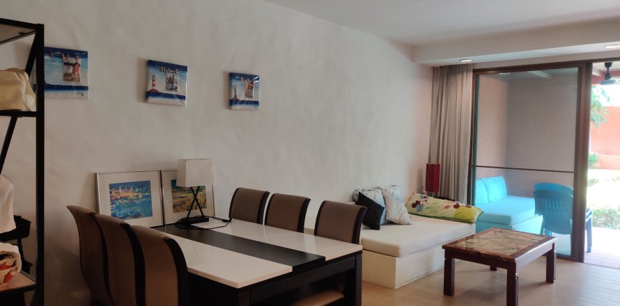 Condo in Hua Hin, Thailand, 2 bedrooms  № 169244