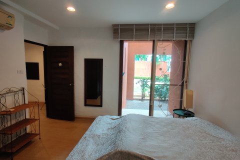 Condo in Hua Hin, Thailand, 2 bedrooms  № 169244 - photo 19