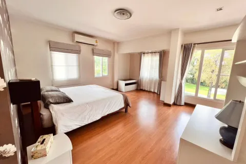 Maison à Hang Dong, Thaïlande 5 chambres № 169245 - photo 6