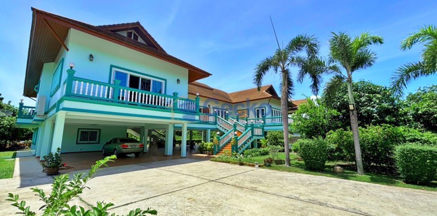 Maison à Pattaya, Thaïlande 4 chambres № 209314