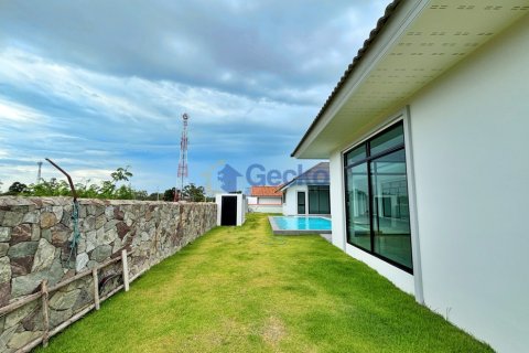 House in Pattaya, Thailand 3 bedrooms № 209309 - photo 18