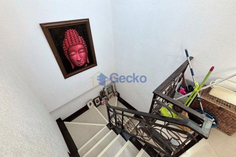 House in Pattaya, Thailand 2 bedrooms № 209315 - photo 11