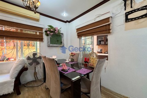 House in Pattaya, Thailand 2 bedrooms № 209315 - photo 7