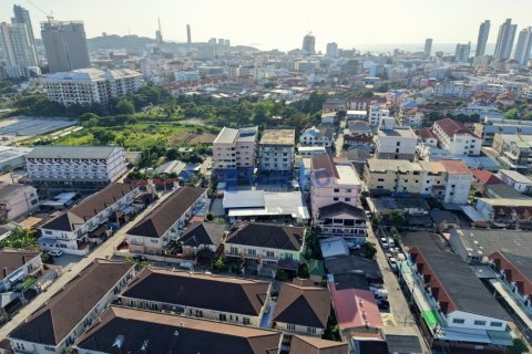 House in Pattaya, Thailand 2 bedrooms № 209315 - photo 24