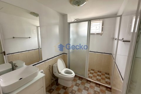 House in Pattaya, Thailand 3 bedrooms № 209313 - photo 15