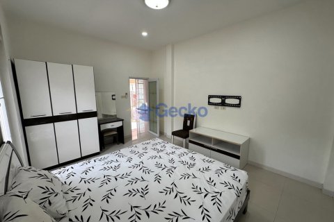 House in Pattaya, Thailand 3 bedrooms № 209313 - photo 12