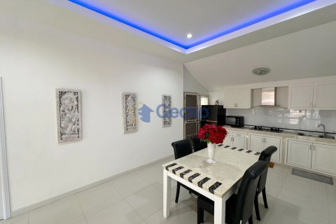 House in Pattaya, Thailand 3 bedrooms № 209313 - photo 3