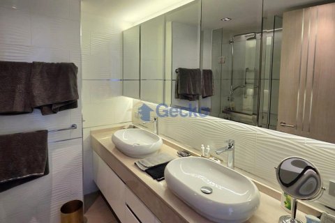 Condominio de 3 dormitorios en Pattaya, Tailandia № 209312 - foto 17