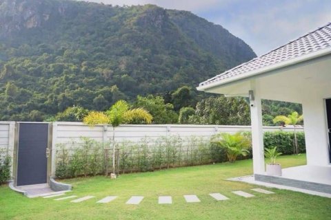 Вилла в Хуа Хине, Таиланд с 3 спальнями  № 140601 - фото 9