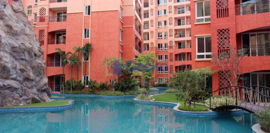Estudio en el condominio en Pattaya, Tailandia № 209455